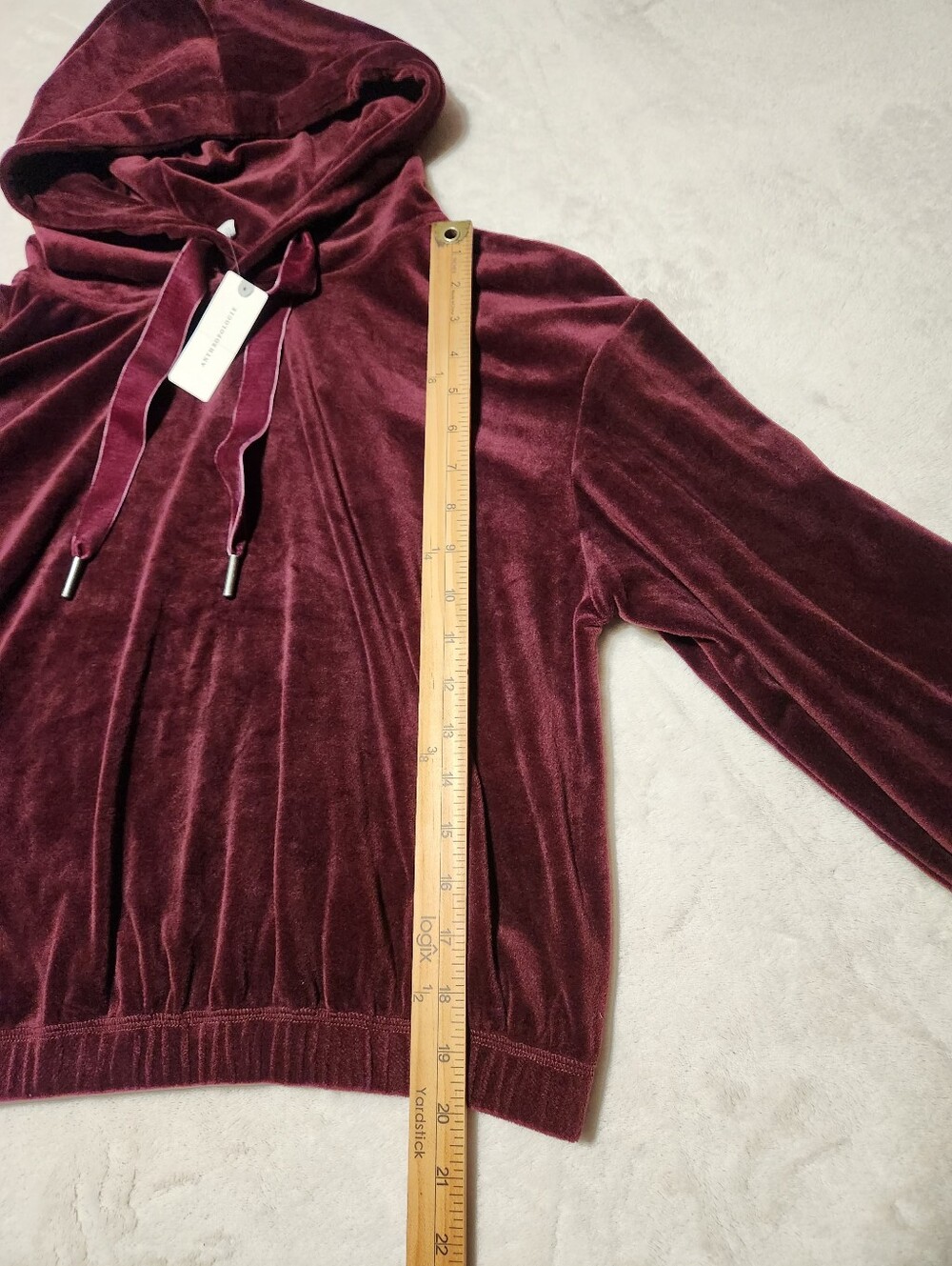 NWT Anthropologie Daily Practice Burgundy Velour Velvet Cropped Hoodie Small - Picture 6 of 13